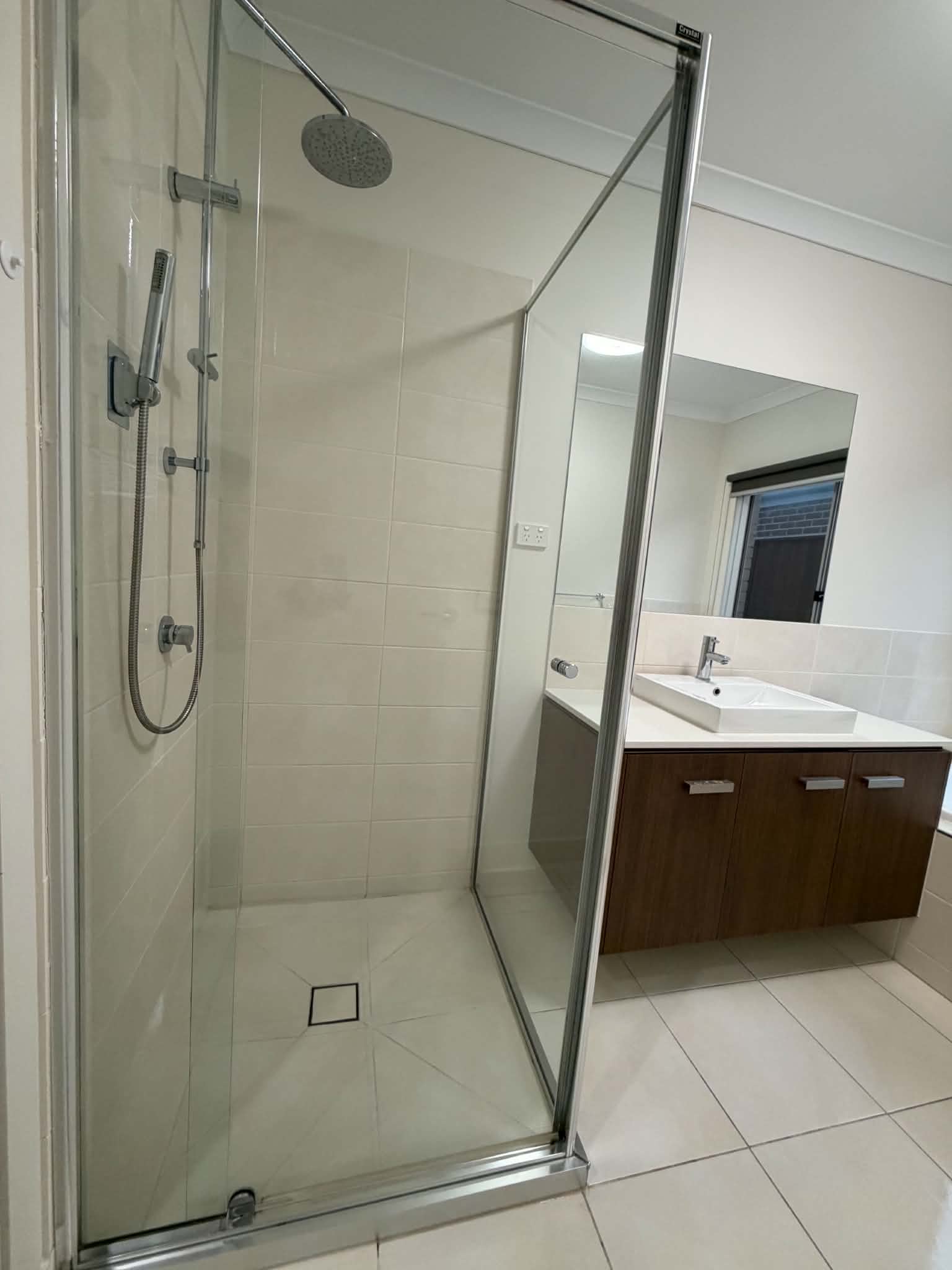 Completed home cleaning project, photo 5